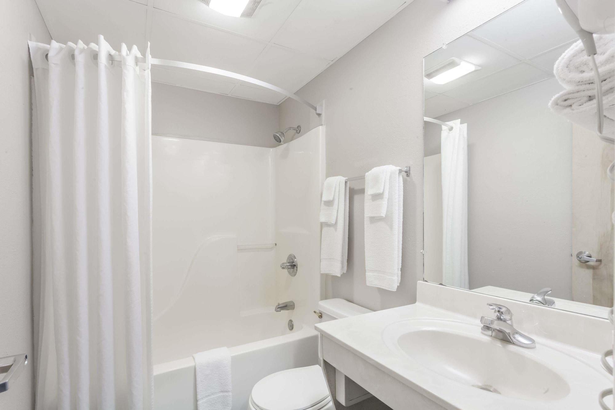 Super 8 By Wyndham Sevierville Riverside Εξωτερικό φωτογραφία