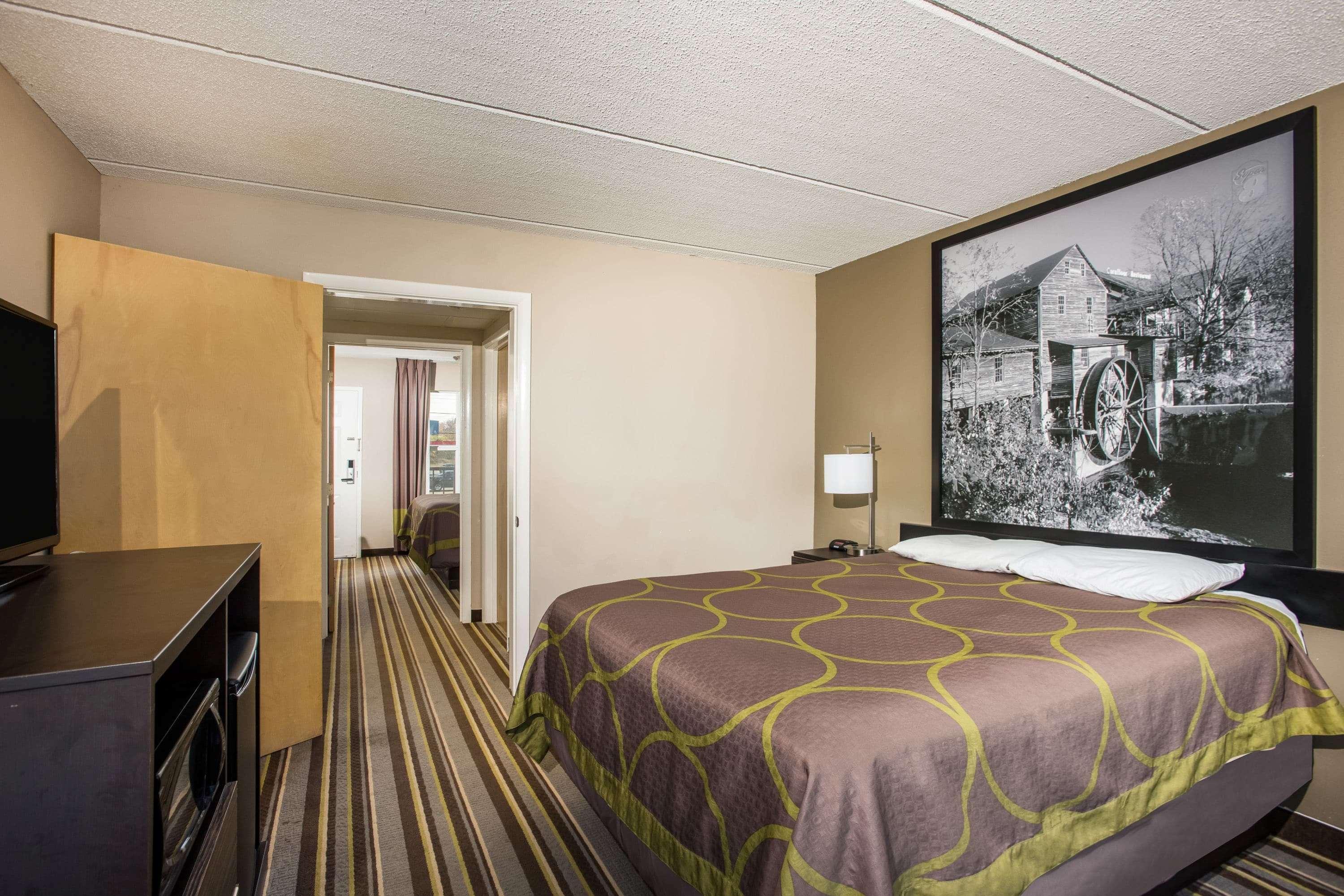 Super 8 By Wyndham Sevierville Riverside Εξωτερικό φωτογραφία